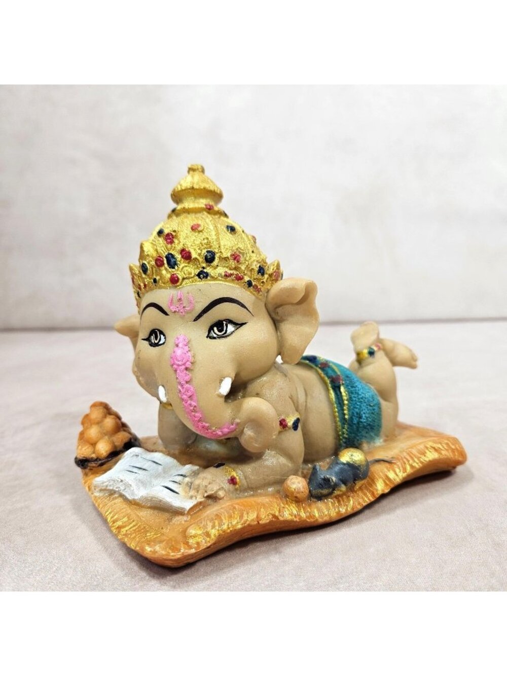 Lord Ganesha Ganpati Statue Reading Book Enjoying Ladoo Home Temple Decoration